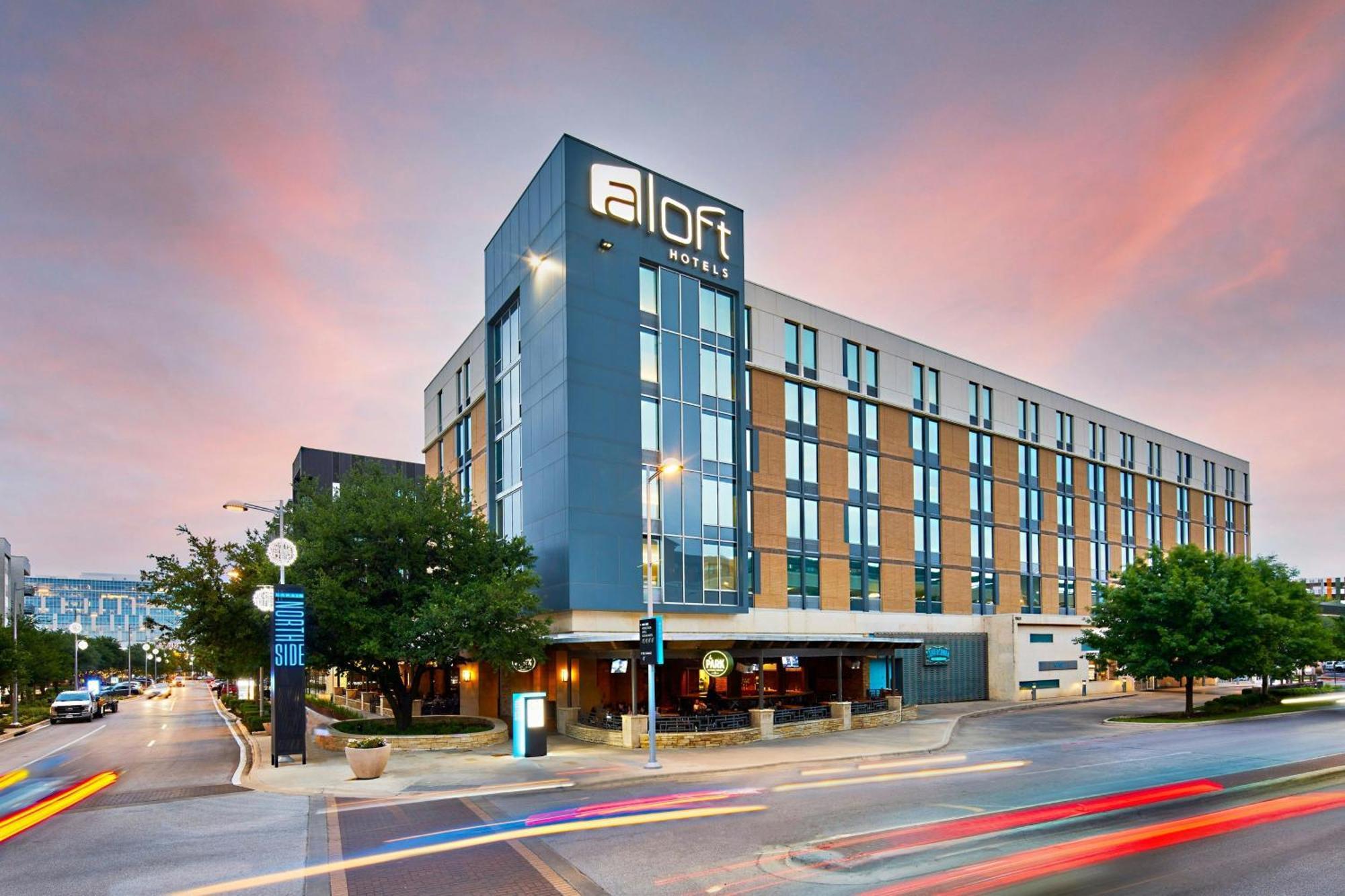 Aloft Austin At The Domain Hotel Exterior photo